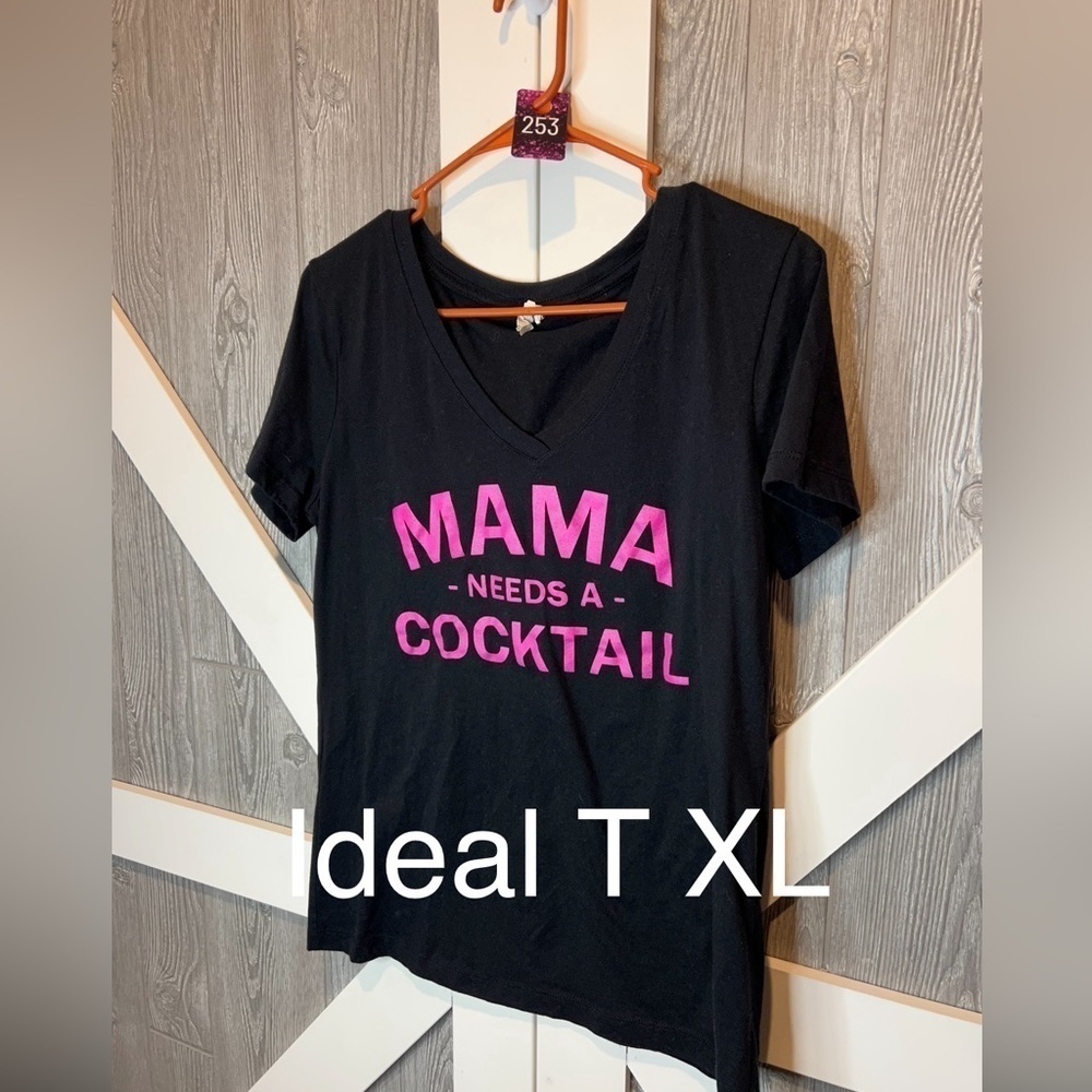 253. Ideal T • “Mama Needs A Cocktail” XL - Picture 2 of 2